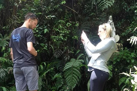 Medellin: Private Pablo Escobar Escape Route Tour Medellin: Pablo Escobar Tour grupal con Comuna 13