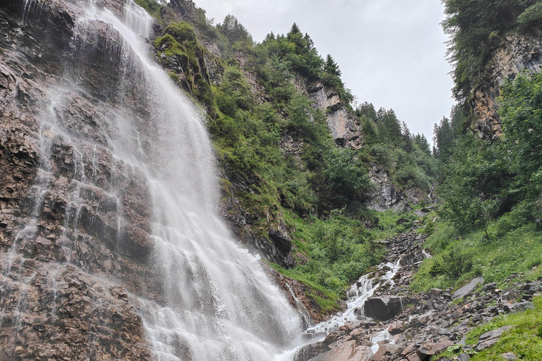 Zurich to the Swiss Alps: 3-Day Hiking Escape
