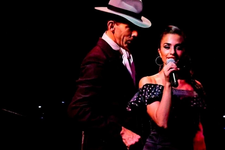 El Querandi: Gourmet Dinner + Tango Show + Transfer Free.