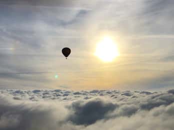 Barcelona: Heißluftballon-Tour in den Vorpyrenäen mit Abholung