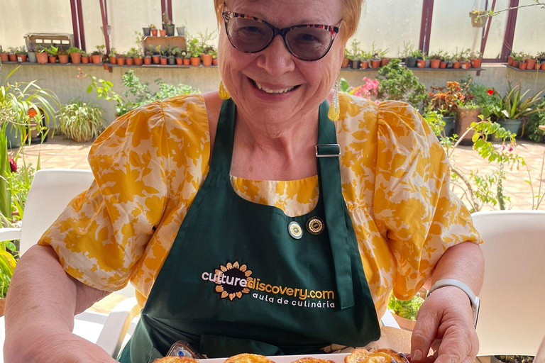 在波尔图与伊莎贝尔和若热一起烹饪葡式蛋挞在波尔图与Isabel和Jorge一起学做葡式蛋挞