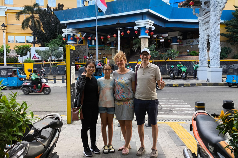 Jakarta: Chinatown, Old Batavia, and City Center Tour