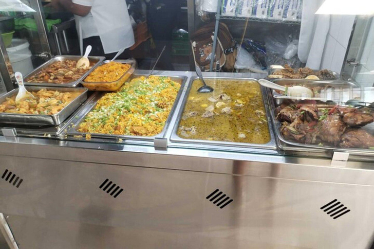 Panama City: Traditional Food Crawl with a Local