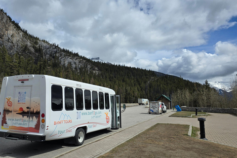 From Banff: Shuttle to Moraine Lake and Lake Louise Long Range Shuttle Service from Canmore