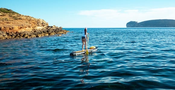 Alghero: Porto Conte Sunset SUP Tour with Aperitif