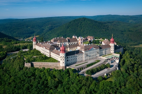 From Vienna: Wachau Valley, Melk, Hallstatt & Salzburg Tour Private Tour