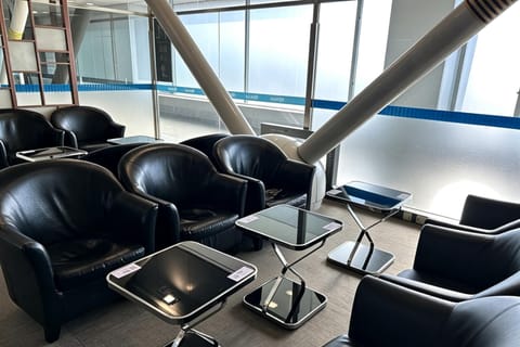 PEK Beijing Capital International Airport: T2 Lounge Access