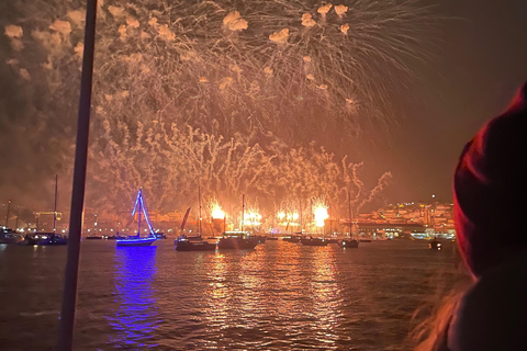 Lisbon: Celebrate New Year's Eve and enjoy the show aboard a catamaran