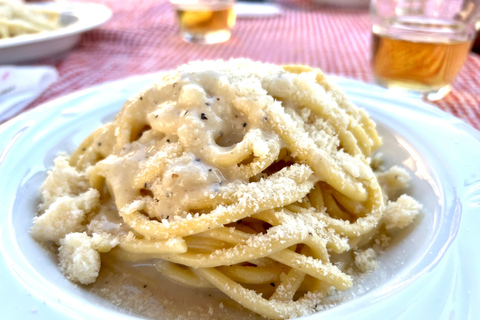 Venezia: Corso di pasta e chitarra dal vivo a casa di un abitante del posto