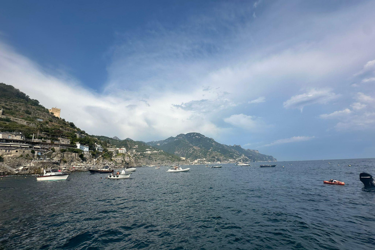 Tour boat Amalfi coast - capri