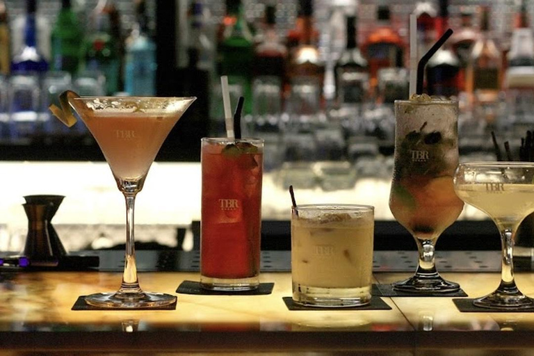 Busan: Ruta por discotecas: ¡Baila, bebe y diviértete toda la noche!Busan: Ruta por las discotecas: ¡Baila, bebe y diviértete toda la noche!