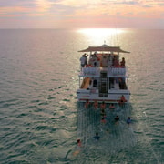 Broome: Sunset Cruise with Delicious Canapes and Transfers