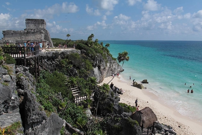 Circuit Tulum Coba : Explorez les ruines mayas et baignez-vous dans un cénote