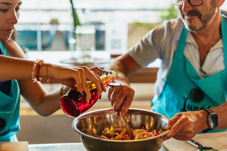 Cartagena: Lekcja gotowania dla smakoszy z widokiemKaraibskie menu Red Snapper z lokalnym szefem kuchni