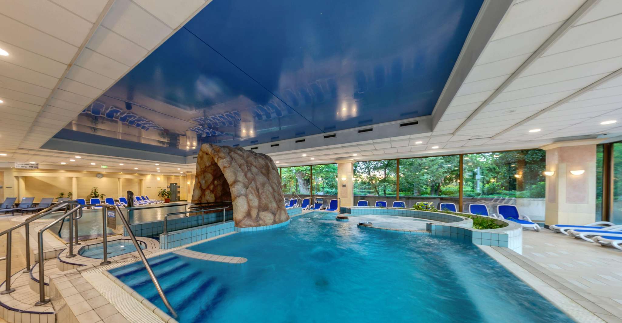 Budapest: Margaret Island Day Spa Entry Ticket photo 10