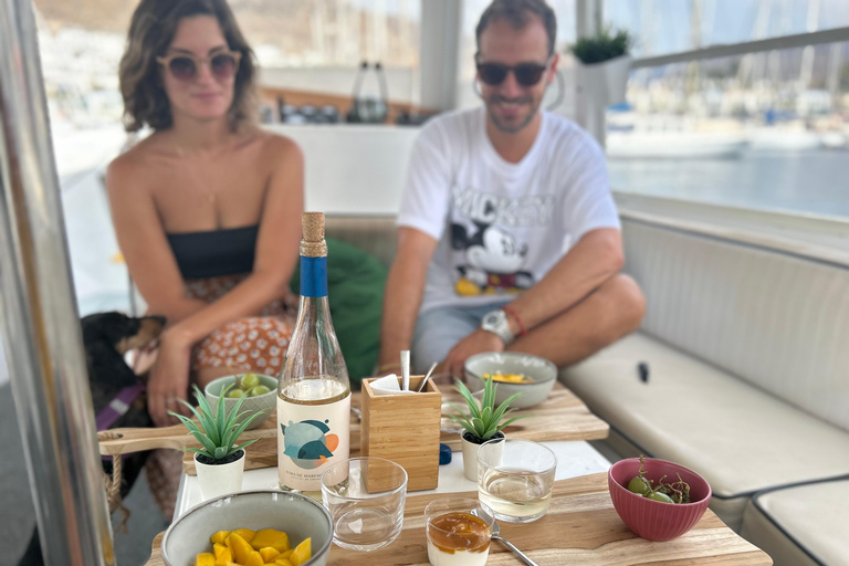 Explore Gran Canaria: Boat Tour with Wine & Food Tasting Wine & Local Food Tasting + Boat trip from Puerto de Mogan