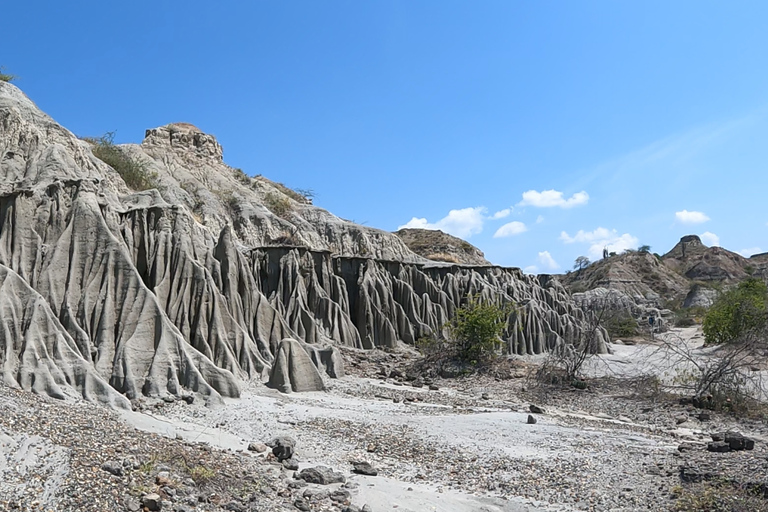 From Bogota: 4-Day Motorcycle Tour to Tatacoa Desert