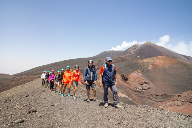 Mount Etna: begeleide vulkaantop-wandeltocht met kabelbaan