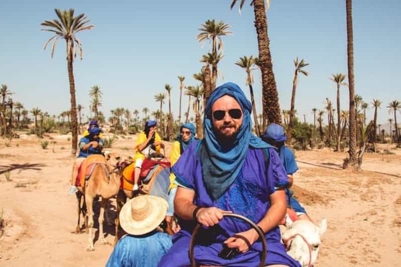 Depuis Casablanca : excursion privée d'une journée à Marrakech avec balade à dos de chameau - dromadaire