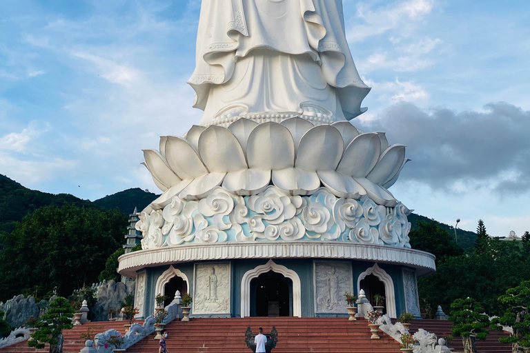 Hoi An/Da Nang: Góry Marmurowe, Dama Budda, Da Nang nocą