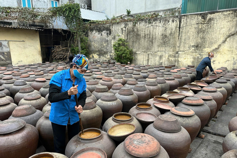 Hanoi: Day Trip to Bamboo Fish Trap & Soy Sauce Villages Full-Day Private Tour from 2 people up