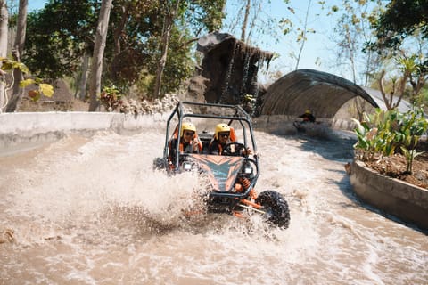 Jimbaran: 1.5-Hour Buggy Adventure & Beach Stop