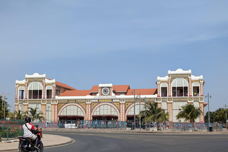 Discover the Hidden Gems of Gorée Island and Dakar in One Day