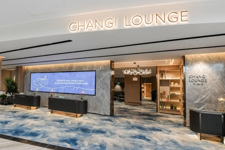 Singapore: Changi Lounge Access at Jewel Changi Airport Lite Package