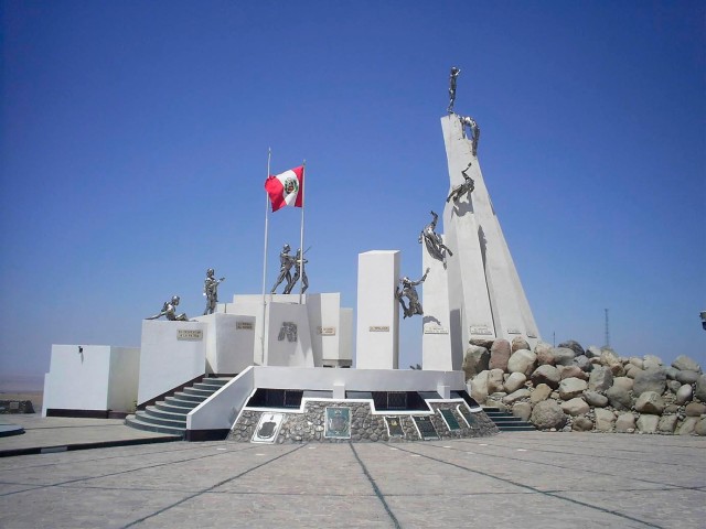 Visit Tour of Tacna & the Monumental Complex - Campo de la Alianza in Tacna