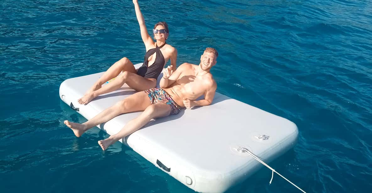 Afbeelding 3 van Taormina & Naxos: Privéboottocht Cinema, Mito en Relax d'Elite