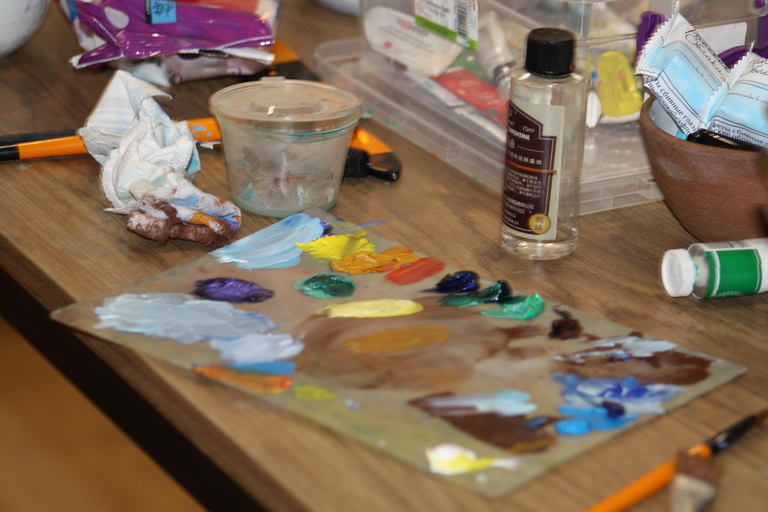 Tbilisi: Creative Workshop with Tea or Coffee & Pick-Up