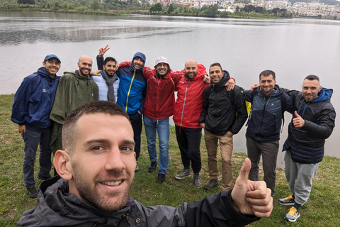 Passeio de bicicleta em Tirana - Cultura, natureza e história - VisitAlbCom