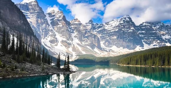 From Calgary: Canmore, Banff, and Lake Louise Day Trip