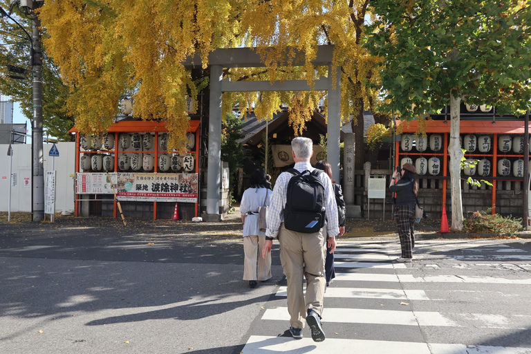 Tokyo: Ginza & Tsukiji Backstreets Guided Walking Tour