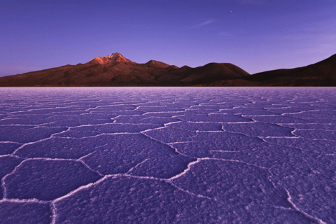 2-Days private roundtrip from Chile to Uyuni Salt Flats