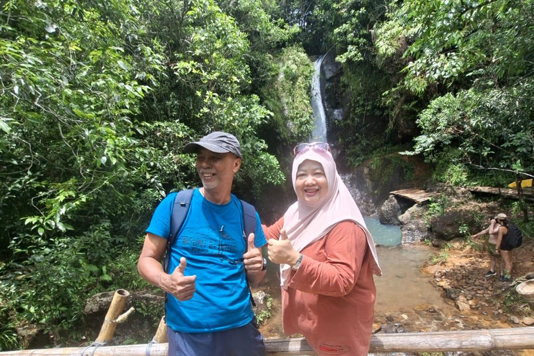 Labuan Bajo to Melo Village, Cunca Pilas & Rangko Cave Tour