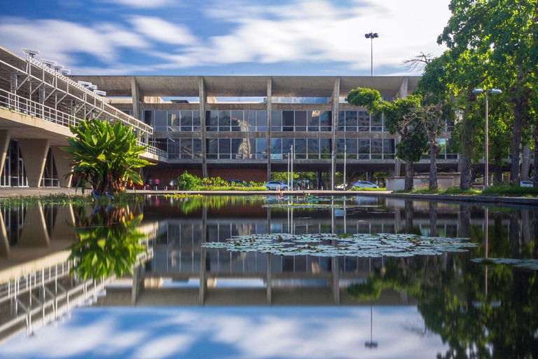 Rio de Janeiro: Modern Architecture Experience with Guide