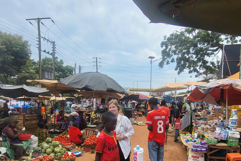 Entebbe: Guided Walking Tour with Markets and History