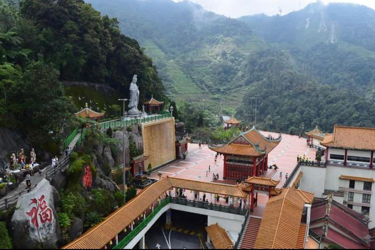 Kuala Lumpur: Genting Highlands & Batu Caves Tour