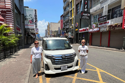 Colombo Private City Tour with Expert Local Guide