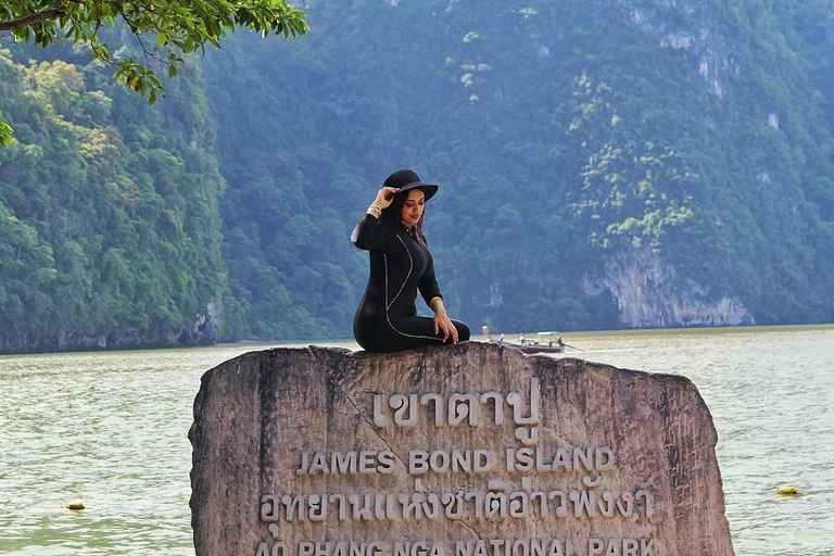 De Phuket: Ilha James Bond e passeio de canoagem em um grande barco