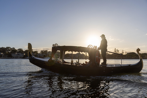 Gondola cruise for two with cheese and wine Private Gondola Cruise with cheese & wine