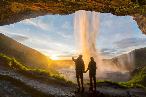 Keflavik: Private South Coast Tour with Airport Pick-up Private Tour: 1-3 PAX