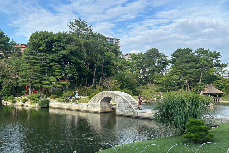 Hiroshima: Peace Memorial, Castle &amp; Garden Walking Tour