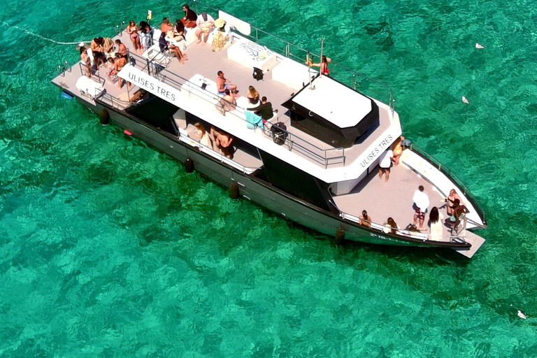 Sail along the northeast coast of Ibiza. Take a boat trip along the northeast coast of Ibiza.