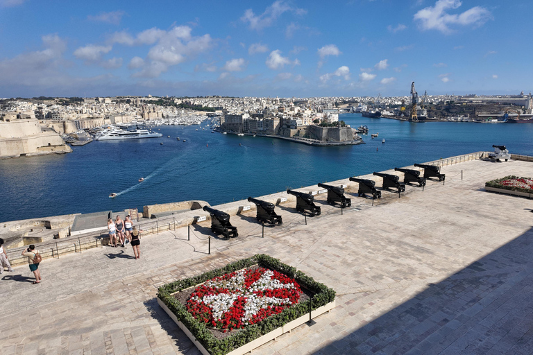 Valletta: 2.5h Walk with Local Guide, History & Stories