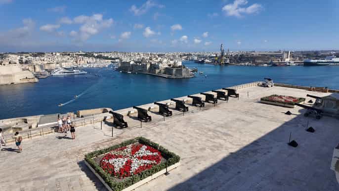 Valletta: 3h Walk with Local Guide, History & Stories