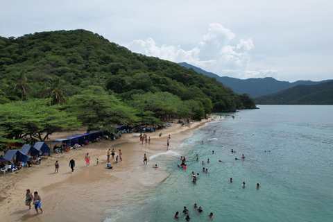 Playa Cristal Sightseeing Tour by Speedboat, Tayrona Park