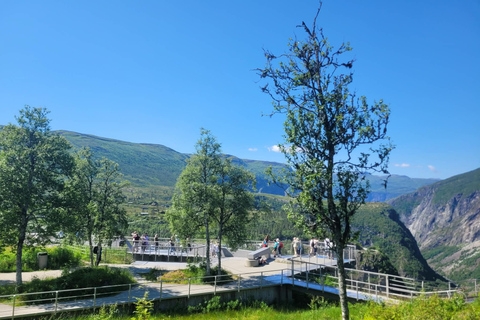 ULTIMATE Eidfjord TOUR: Waterfall, Sky Bridge & Glacier 3,5H Ultimate Eidfjord Tour: Vøringsfossen & Scenic Views!