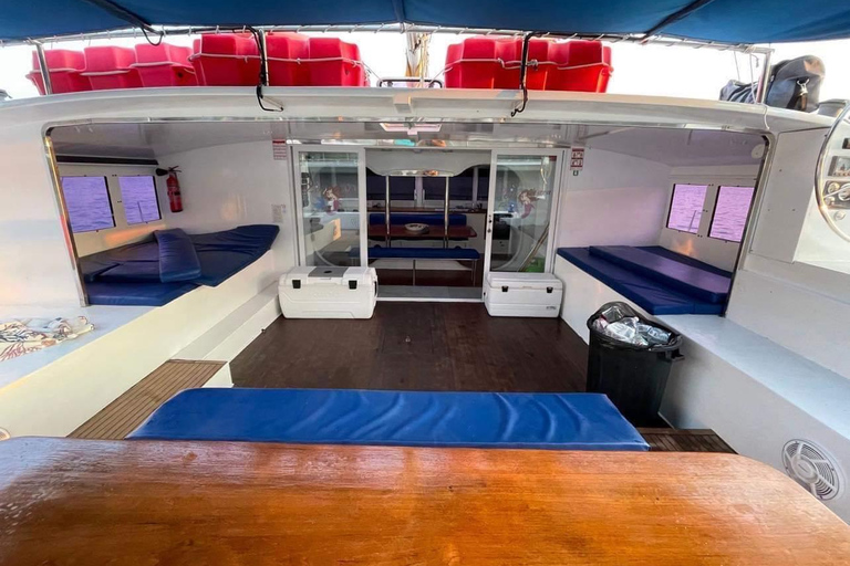 Malta: Aluguel de catamarã La Zingara para um dia privado